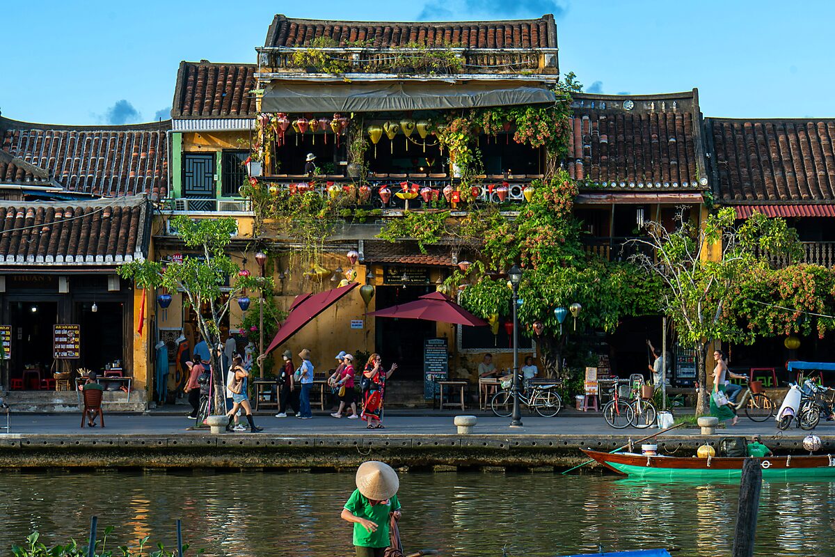 Hoi An: The Complete Guide to Vietnam's Lantern-Lit Ancient Town