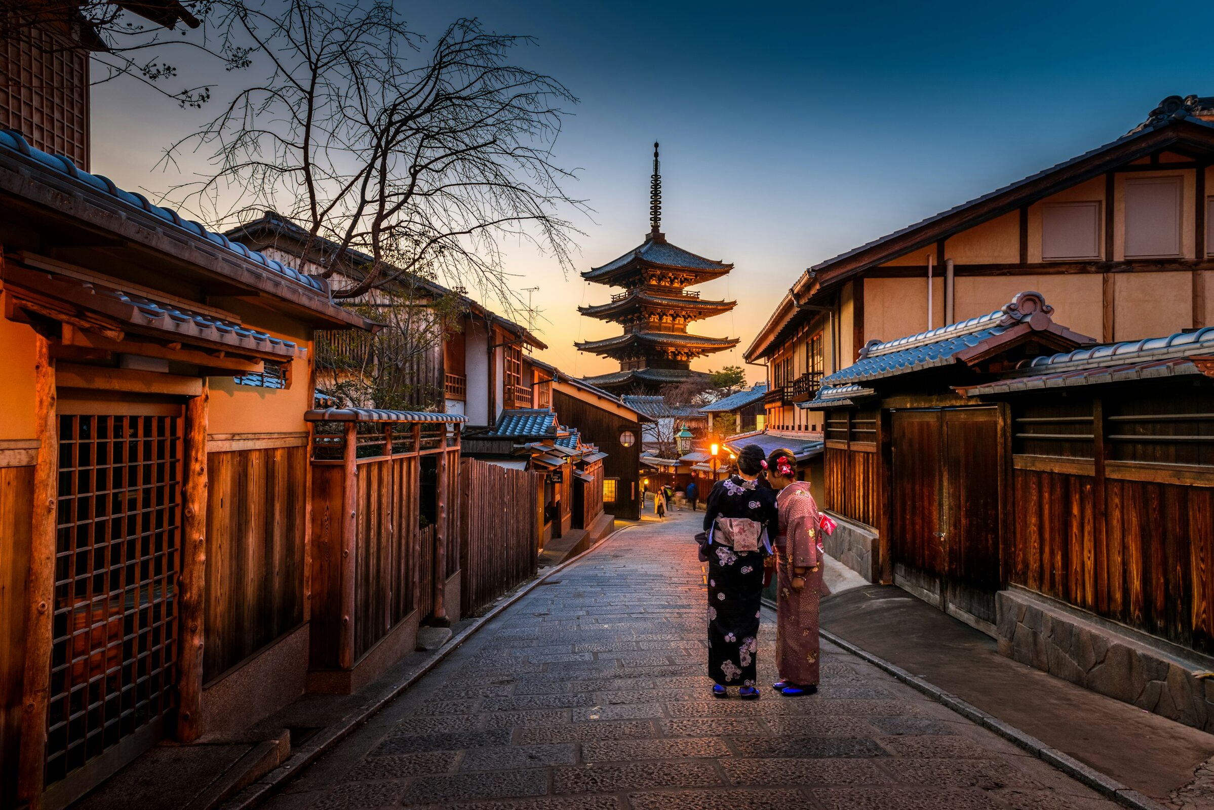 Kyoto: The Autumn Capital That Teaches You Impermanence